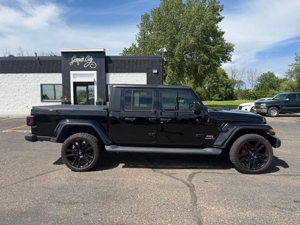 2021 Jeep Gladiator Overland - Photo 3