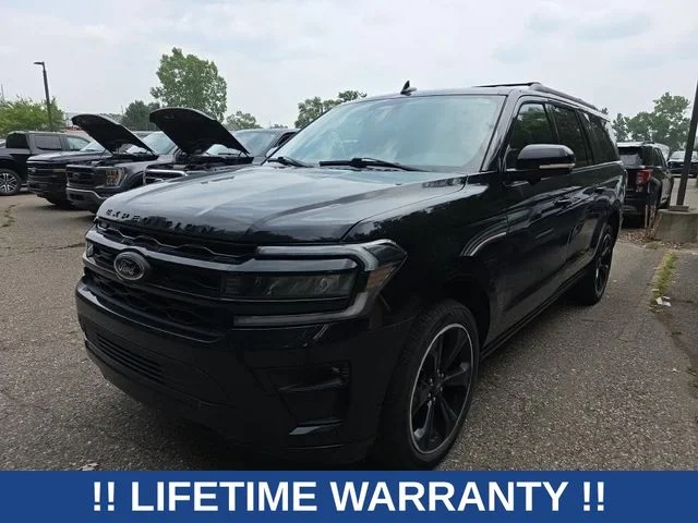 Used 2023 Black Ford Limited image 1