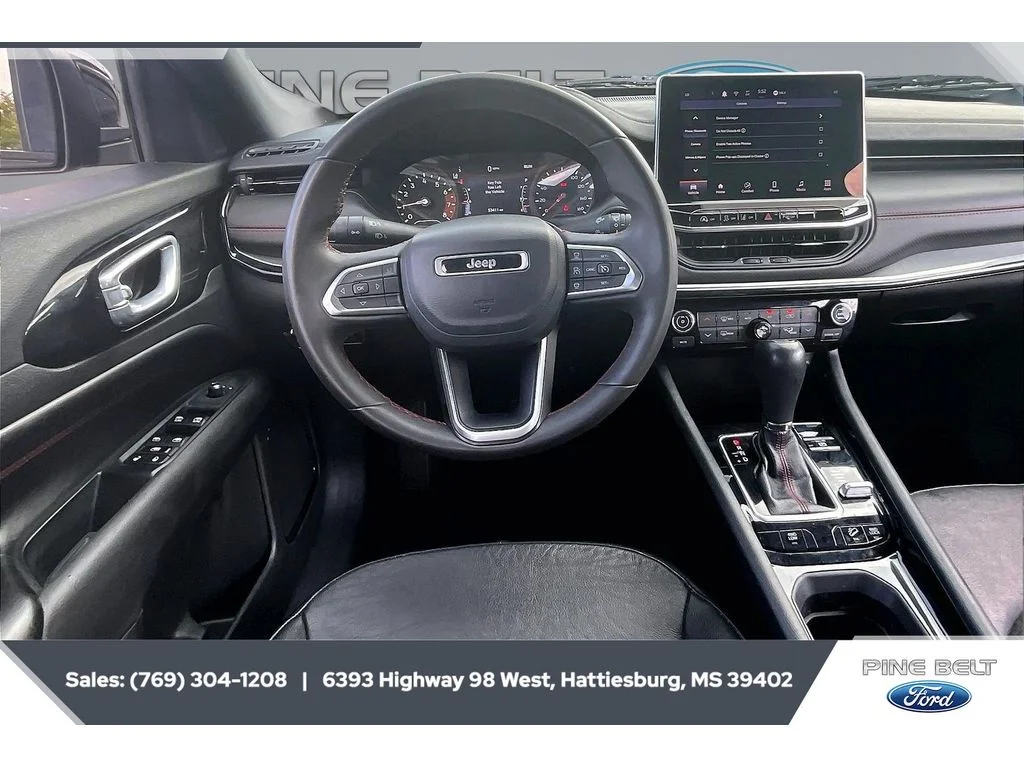 Used 2024 BLUE Jeep Trailhawk image 5