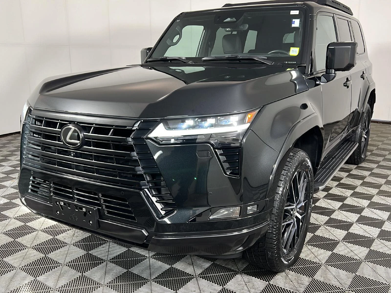 Used 2024 Caviar Lexus Premium+ image 42