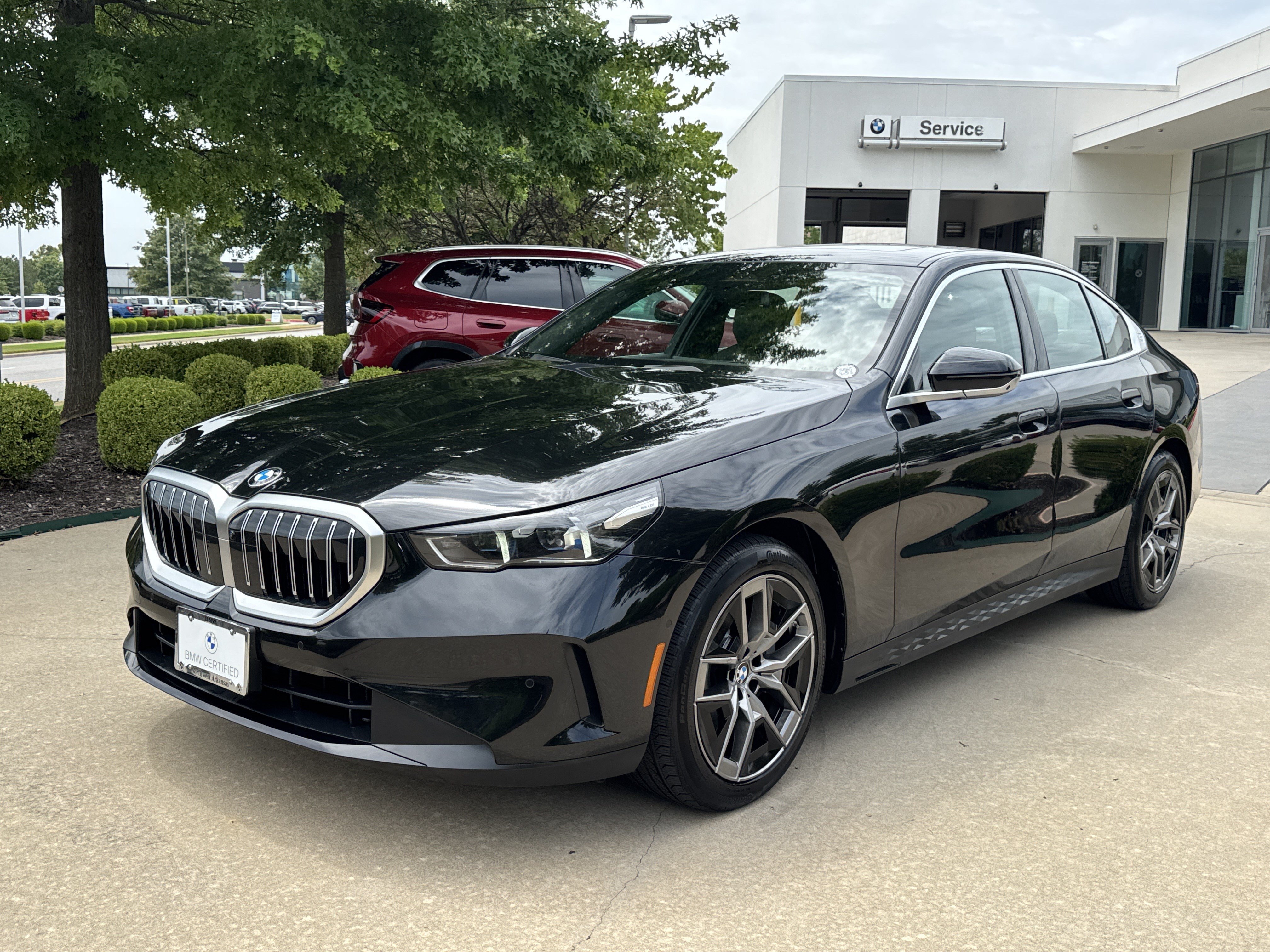 Certified Used 2026 Black Sapphire Metallic BMW 530i xDrive image 1