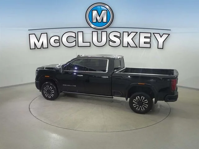 Used 2026 Black GMC Denali Ultimate image 28