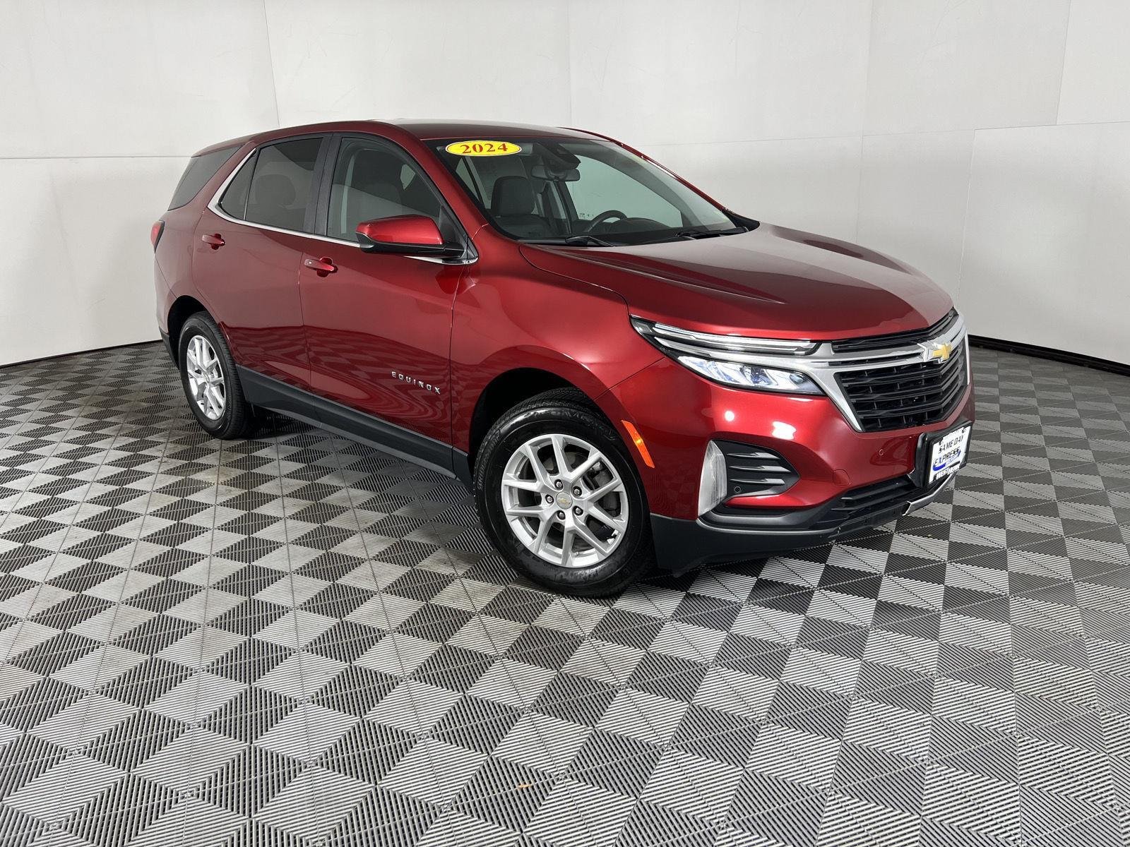 Used 2024 Radiant Red Chevrolet LT image 31