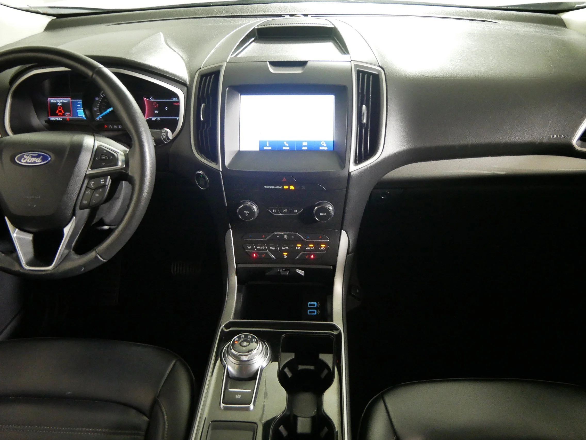 2020 Ford Edge SEL - Photo 10