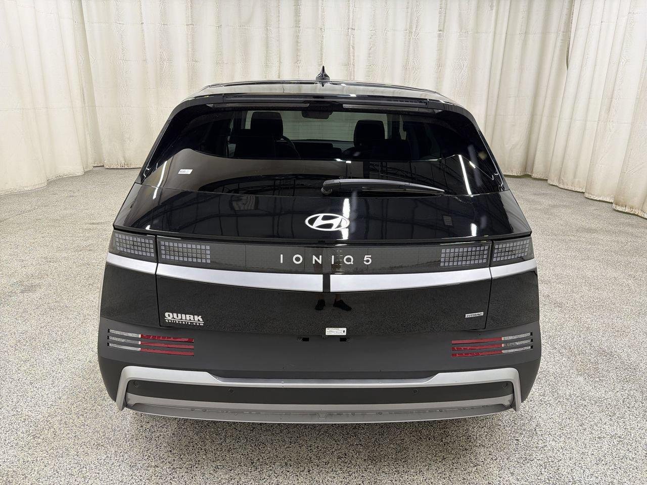 New 2026 Abyss Black Hyundai SEL image 7