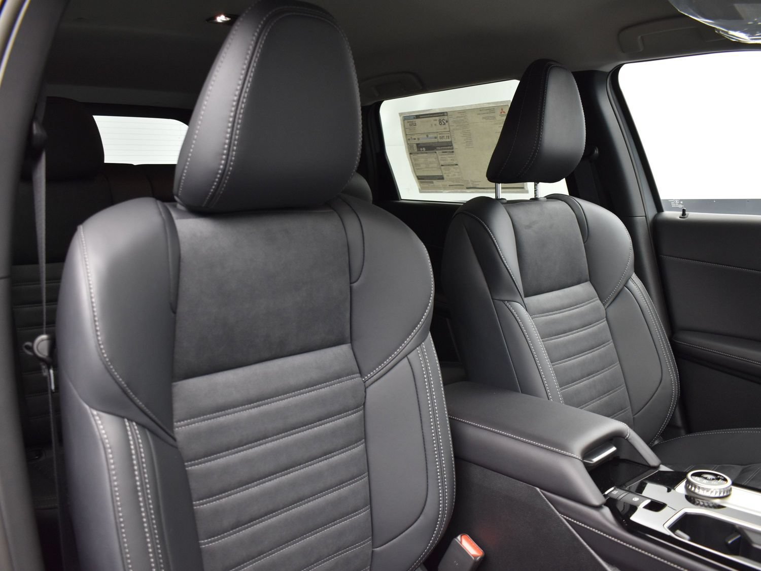 New 2026 Gray Mitsubishi SE 1.5T 2WD image 19