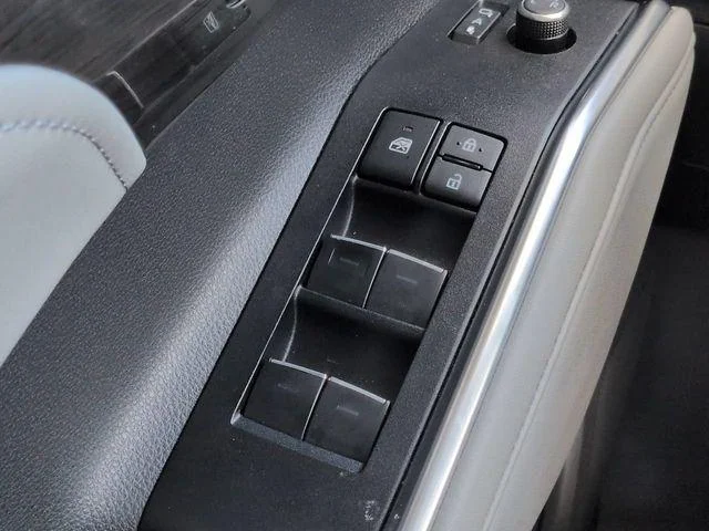 Certified Used 2025 CELESTIAL SILVER Toyota  image 24