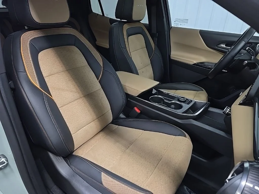 Used 2025 Green Chevrolet ACTIV image 15