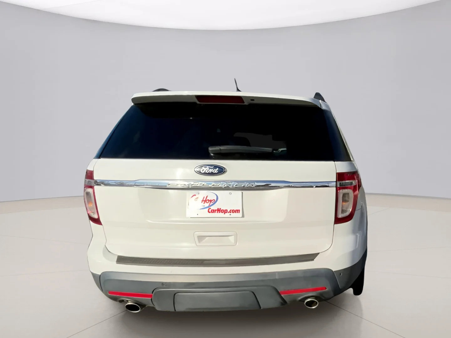 Used 2015 White Ford 4WD image 7