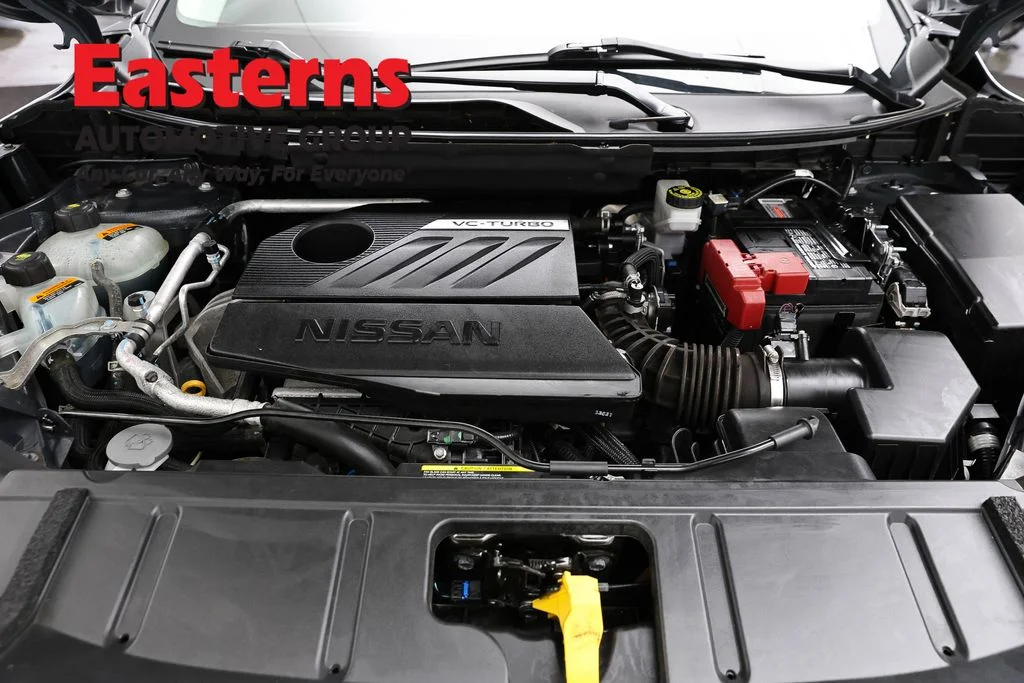Used 2023 Gray Nissan SV image 7