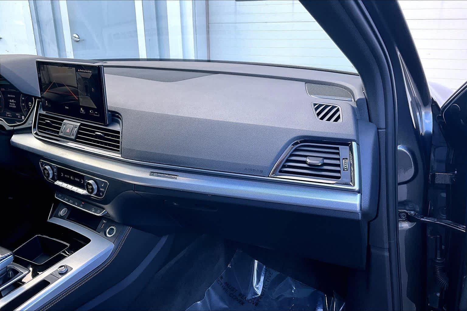 Used 2024 Daytona Gray Pearl Effect Audi S line Prestige image 34