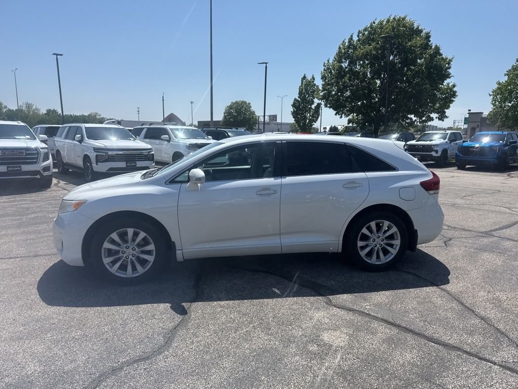 Used 2014 Toyota Venza LE with VIN 4T3BA3BB5EU051213 for sale in Champaign, IL
