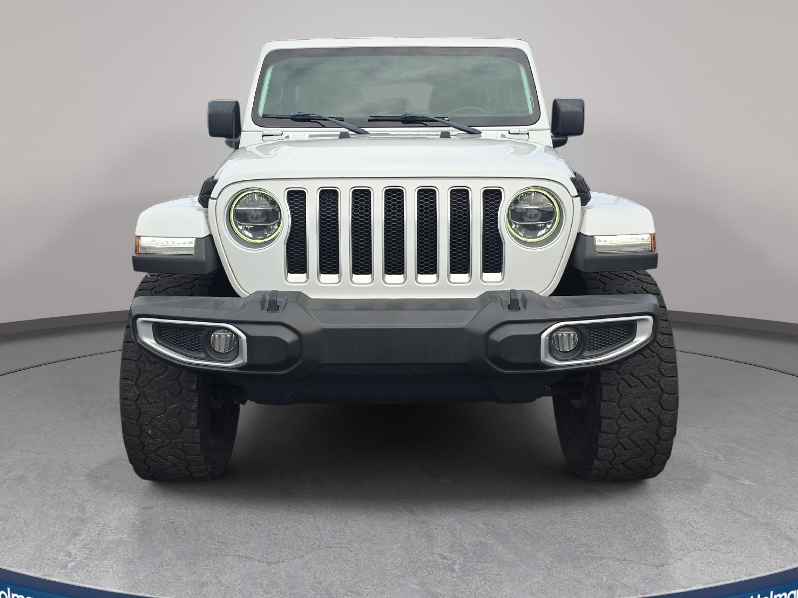 Used 2021 White Jeep Unlimited Sahara image 3
