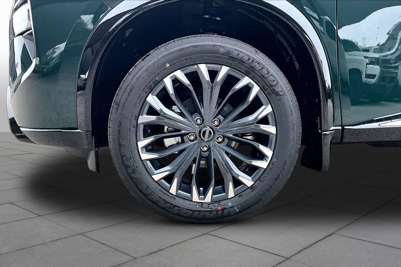 New 2026 Obsidian Green Nissan Platinum image 9