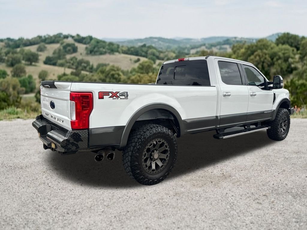 Used 2017 White Ford Lariat image 10