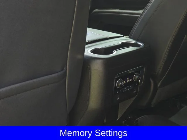 Used 2022 White Chevrolet RST image 30