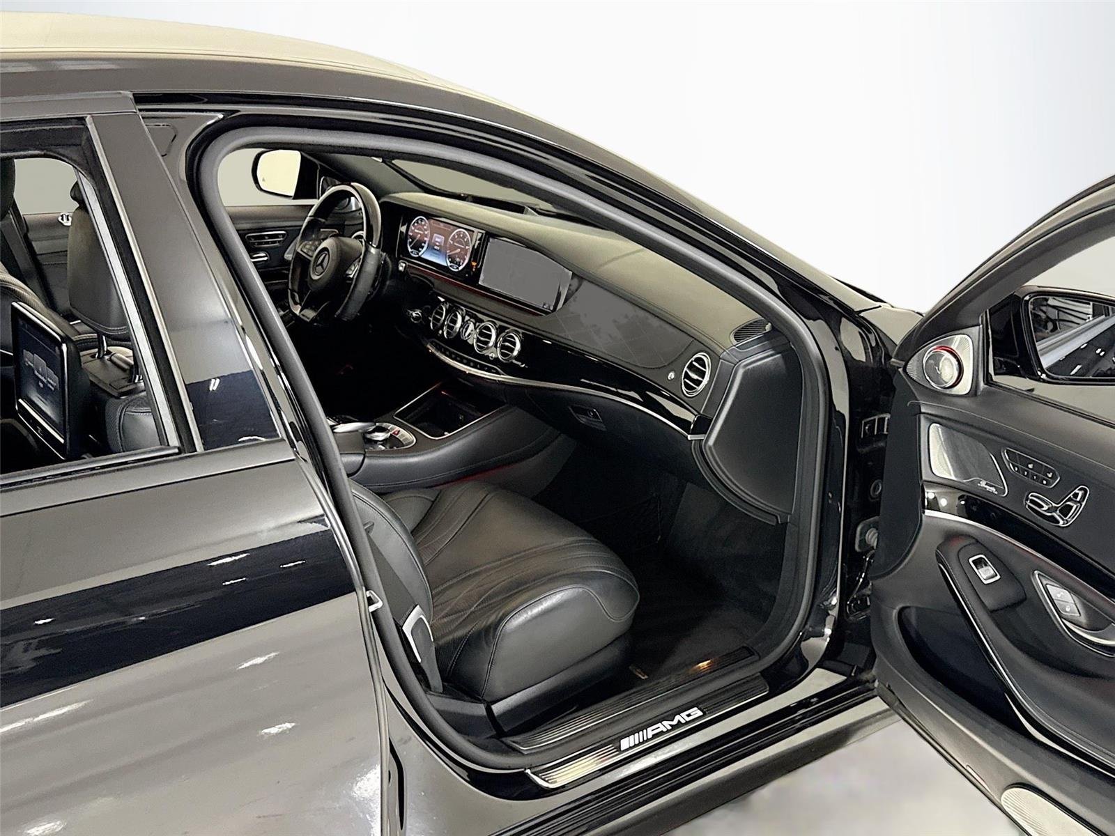 Used 2015 Obsidian Black Metallic Mercedes-Benz S 65 AMG® | Rear TVs | RennTech Upgrades image 33