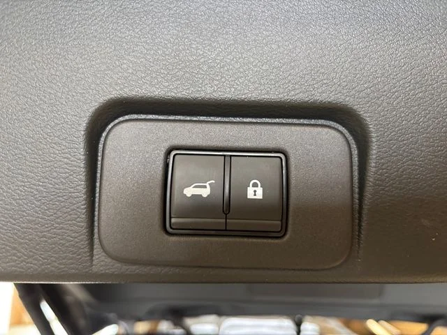 Used 2024 White Nissan SL image 25