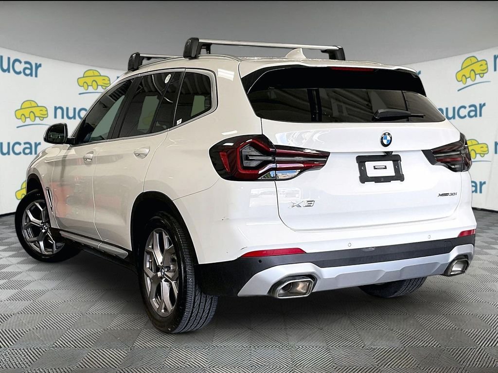 Used 2022 White BMW xDrive30i image 4