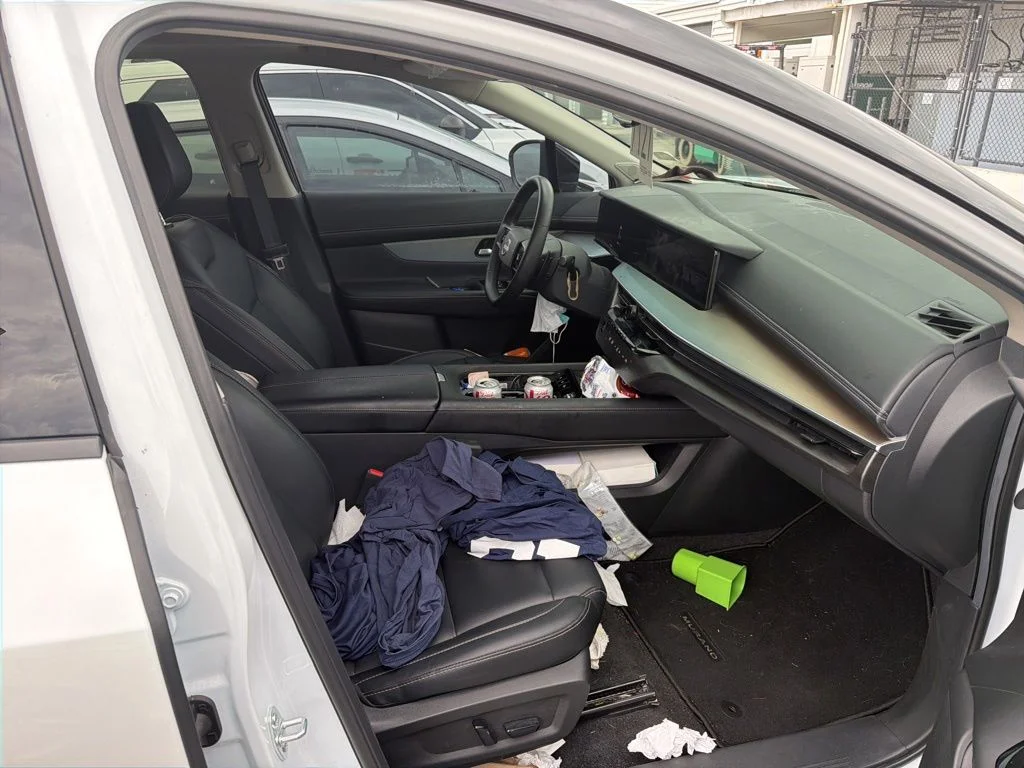 Certified Used 2025 White Nissan SL image 4