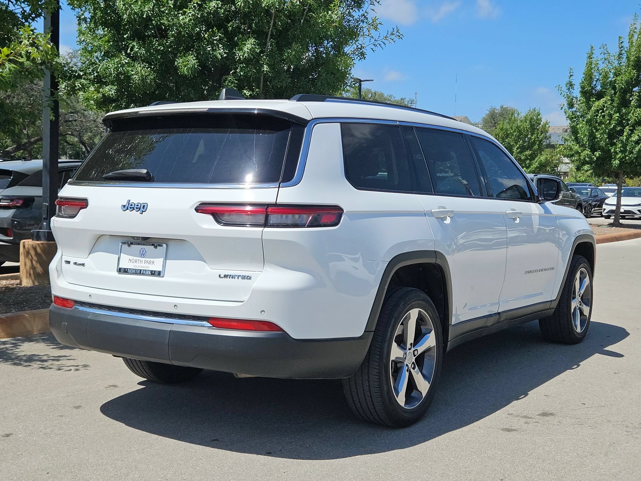 Used 2021 Bright White Clearcoat Jeep Limited image 3