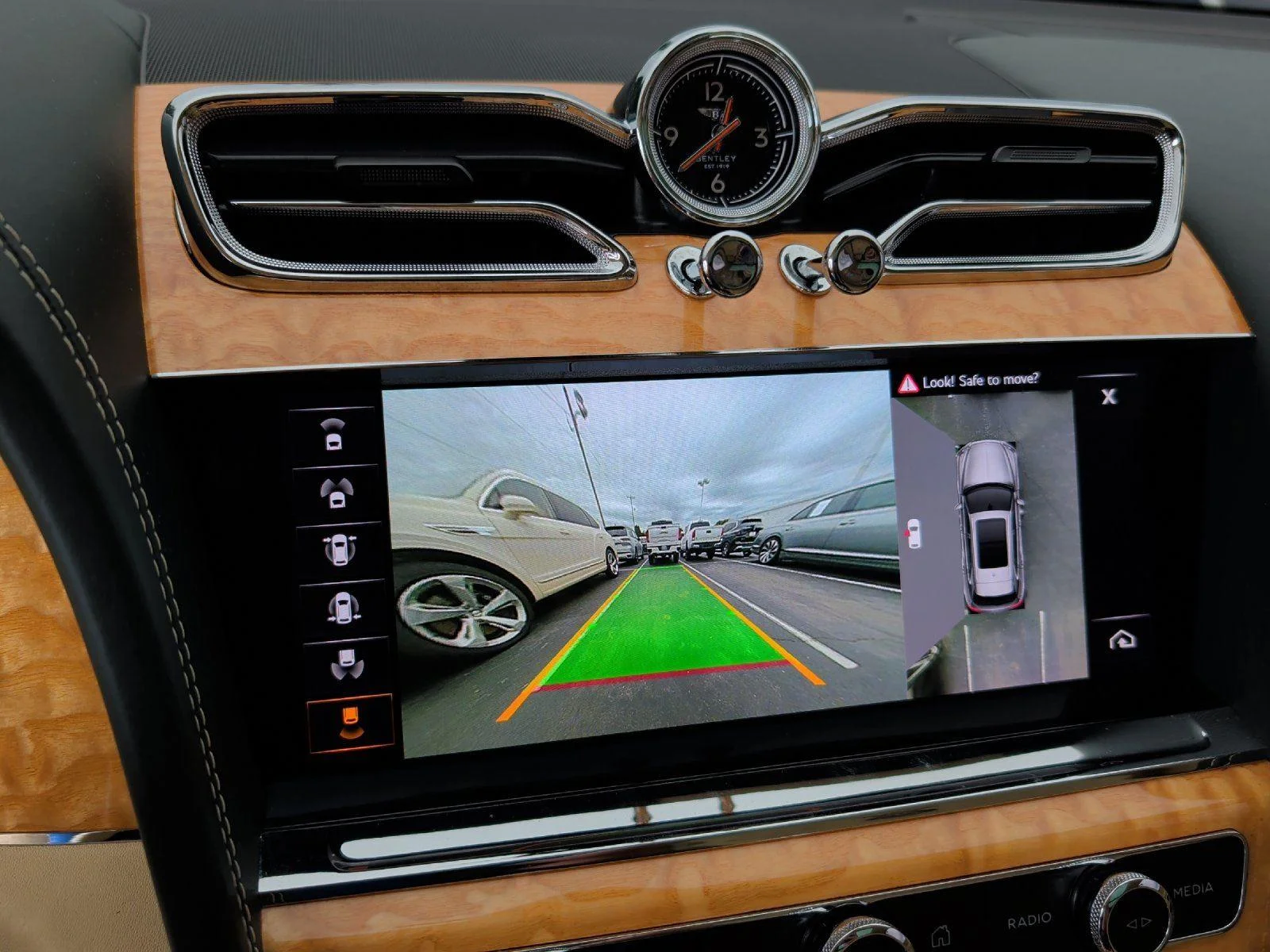 Used 2021 Apple Green Bentley Speed image 32