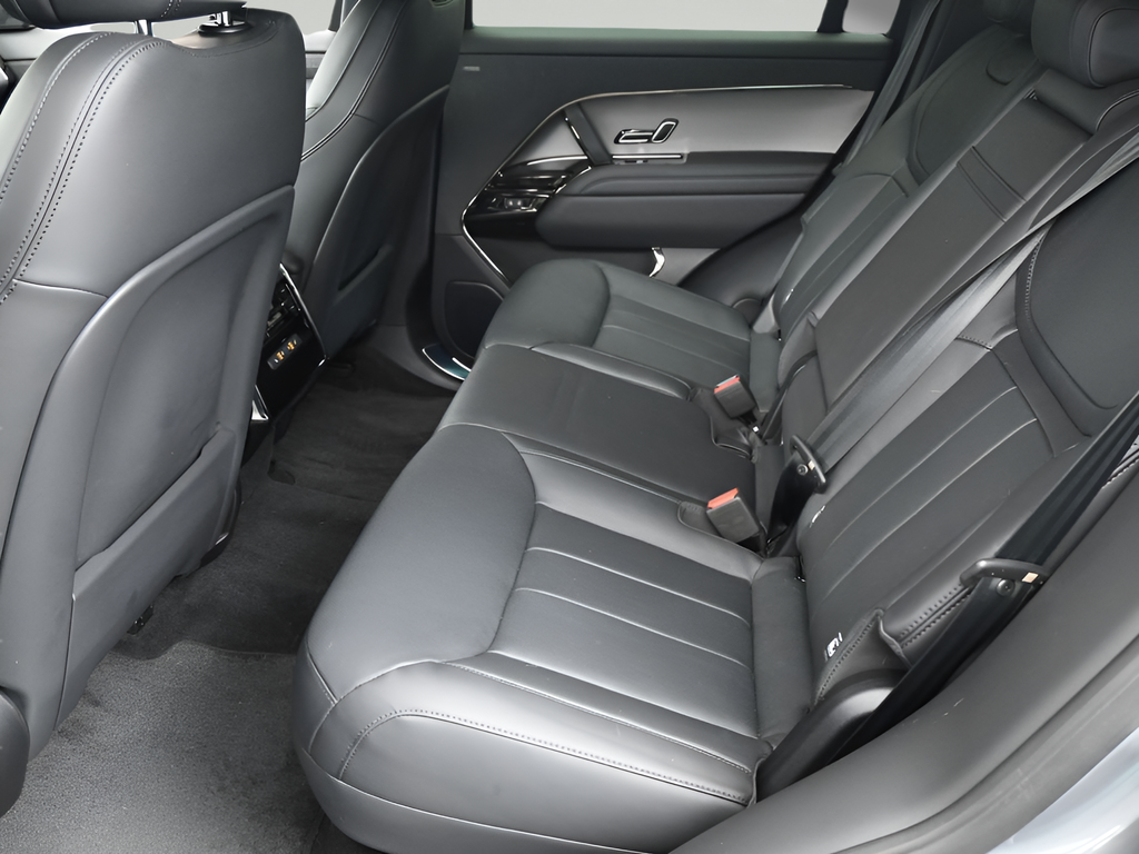 2025 Land Rover Range Rover Sport Dynamic SE - Photo 6