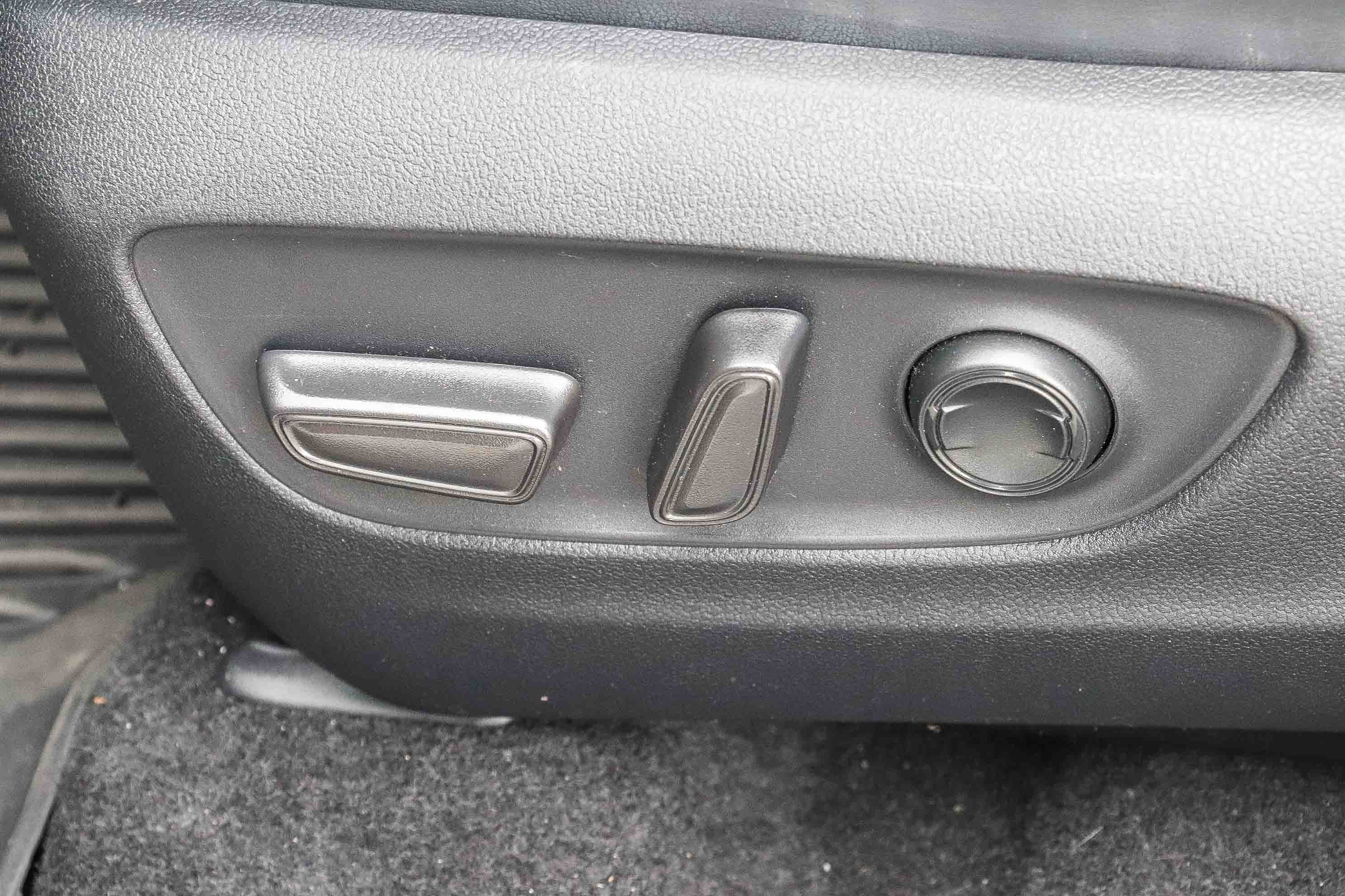 Used 2024 Magnetic Gray Metallic Toyota XLE Premium image 20
