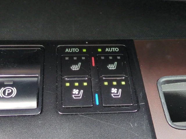 Certified Used 2022 GRAPHITE BLACK GF. Lexus 350 image 23