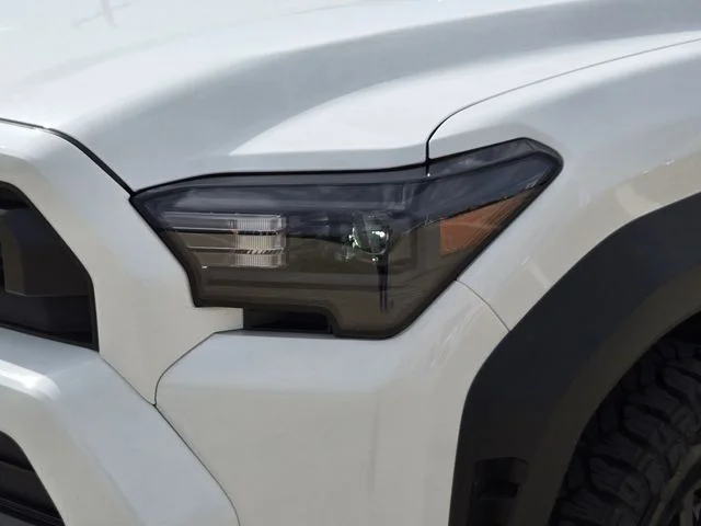 New 2026 Ice Cap Toyota SR5 image 7
