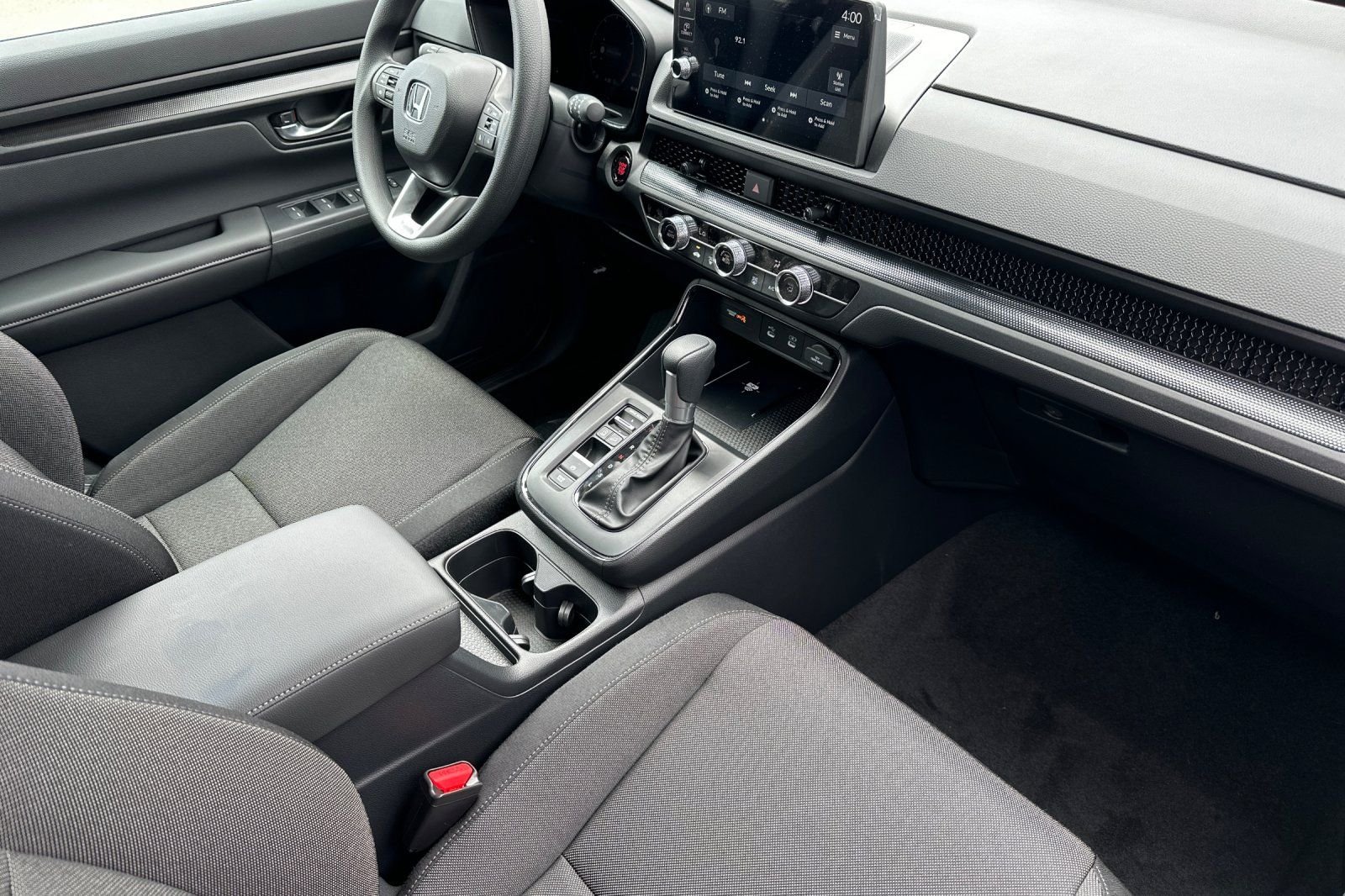 New 2026 Urban Gray Pearl Honda LX image 18
