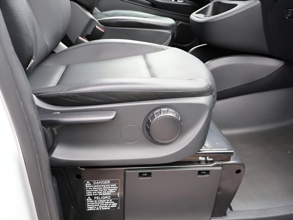 Used 2023 Arctic White Mercedes-Benz Passenger image 11