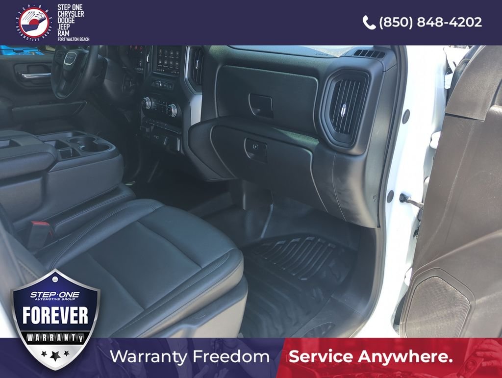 Used 2025 White GMC Pro image 31