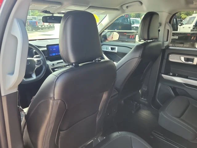 Used 2024 Red Ford XLT image 13