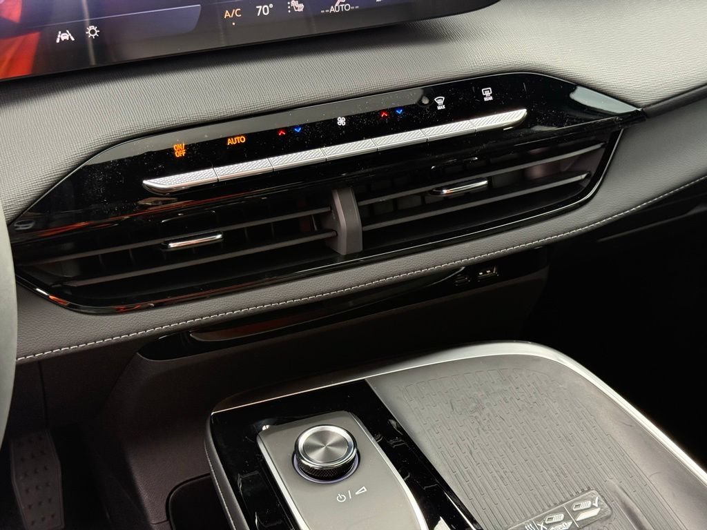2026 Buick Enclave Sport Touring - Photo 33