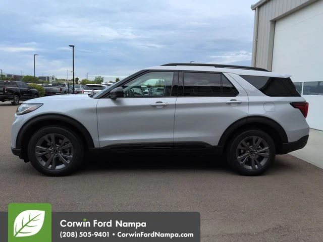 New 2026 Space White Metallic Ford Active image 6