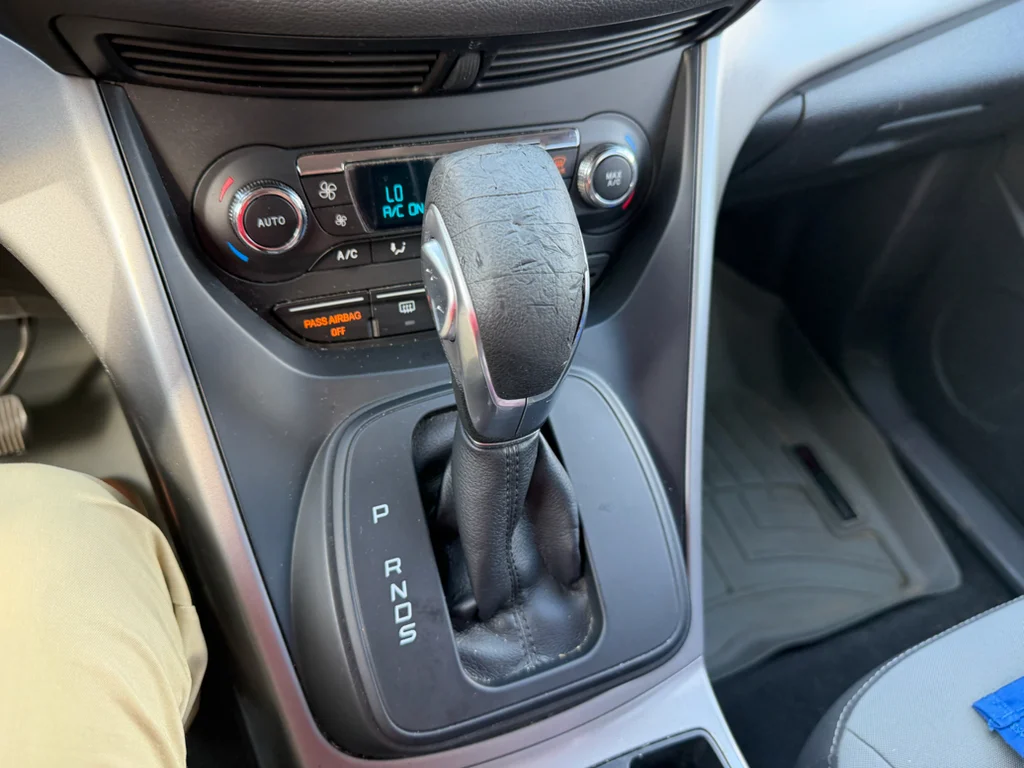 Used 2016 Gray Ford SE image 10