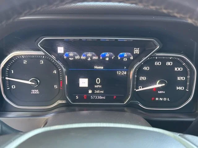 Used 2021 WHITE FROST TRICOAT GMC Denali image 26