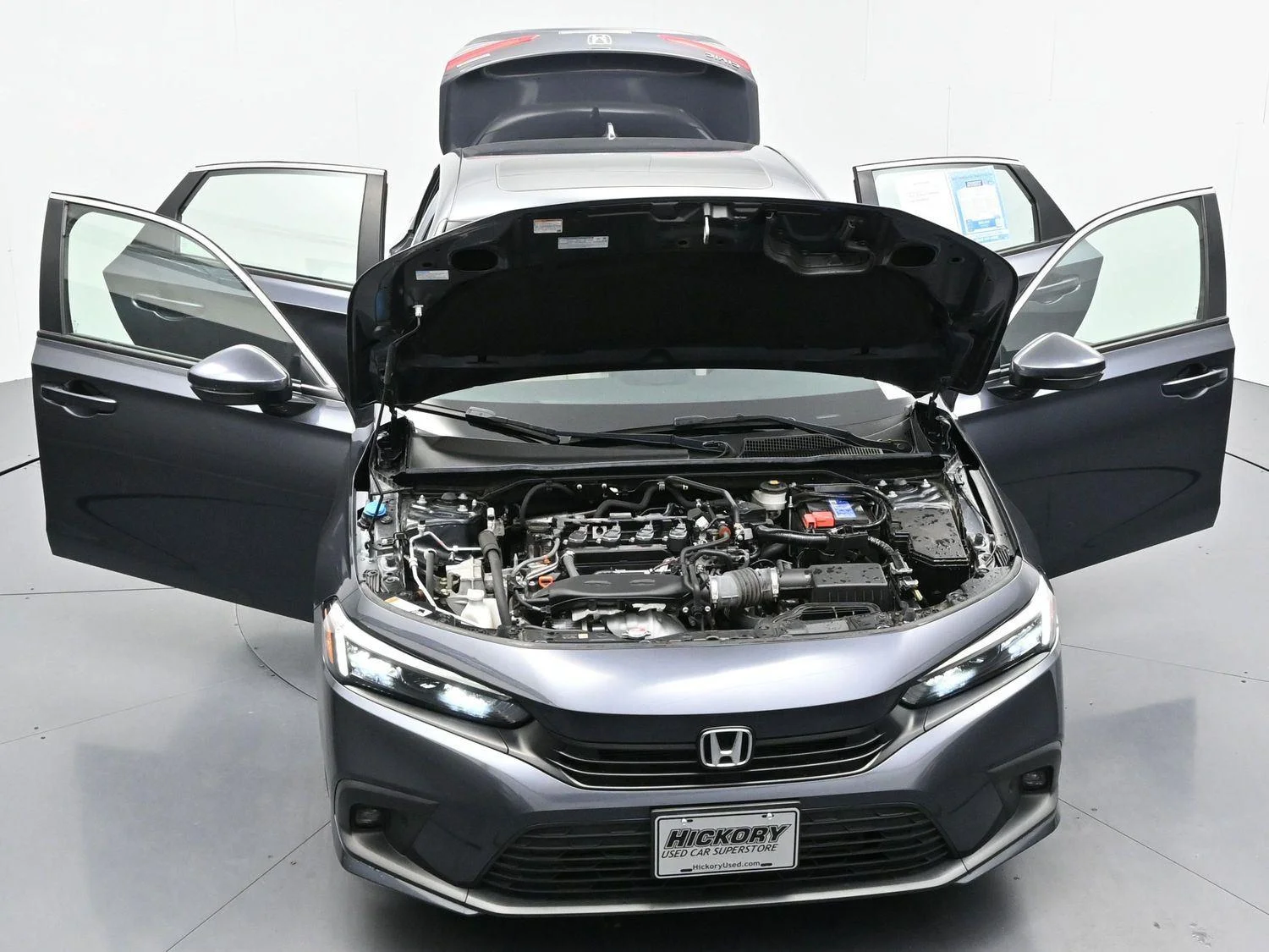 Used 2024 Meteorite Gray Metallic Honda Touring image 47