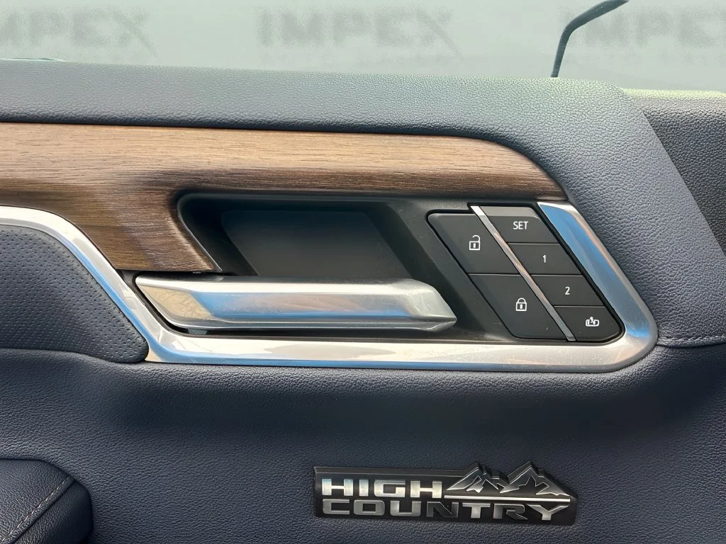 Used 2023 NORTHSKY BLUE METALLIC Chevrolet High Country image 11