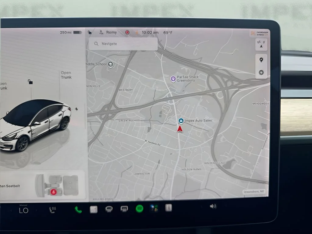 Used 2022 Black Tesla Long Range image 10
