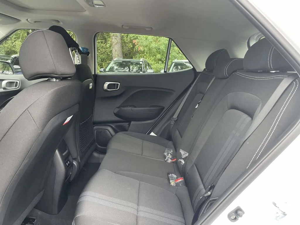 New 2026 White Hyundai SEL image 10