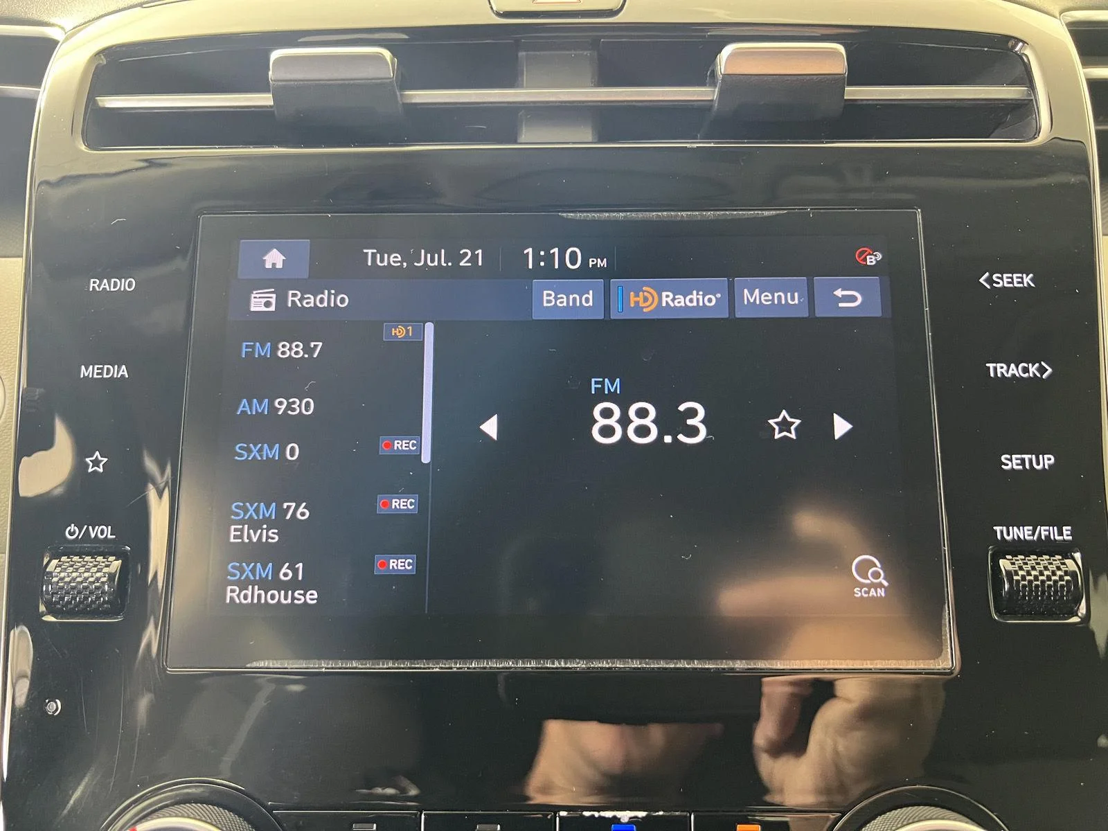 Used 2023 Wh Hyundai SEL image 14