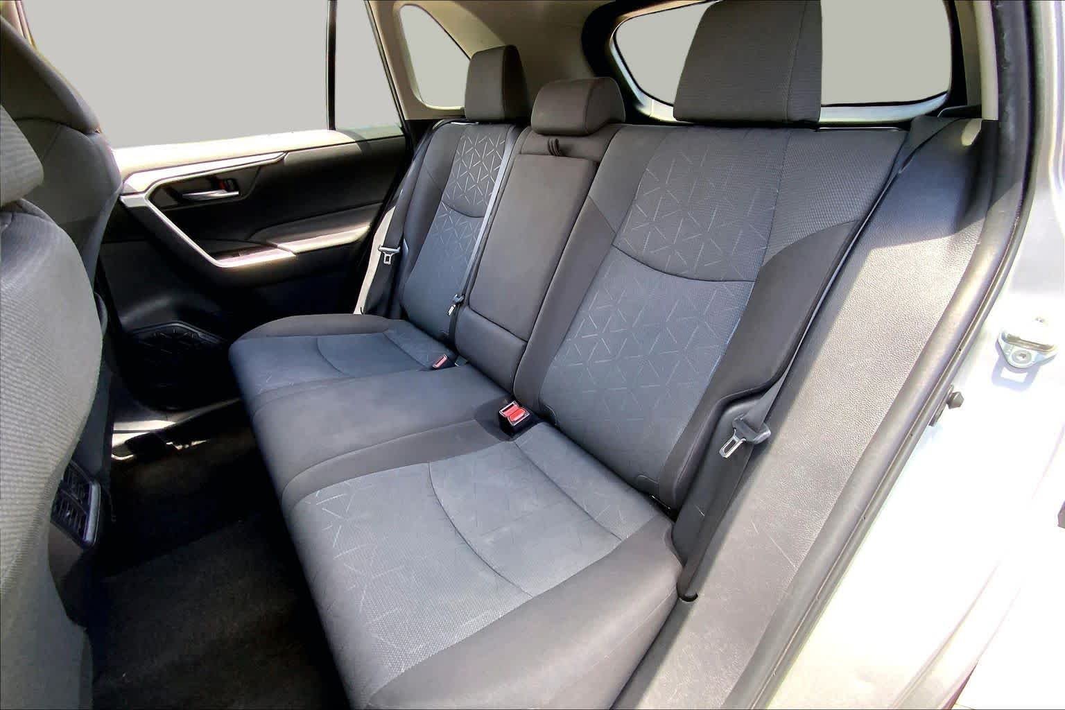 Used 2024 Silver Sky Metallic Toyota XLE image 20