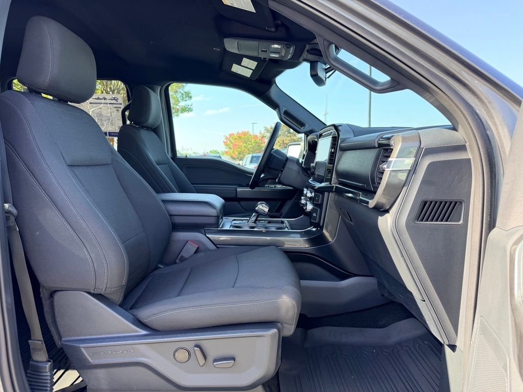 Used 2023 Gray Ford XLT image 16