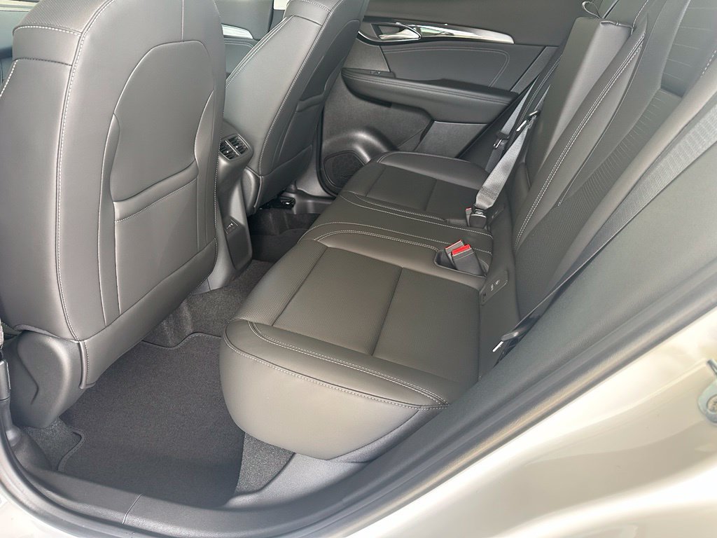 New 2026 Summit White Buick Preferred image 30