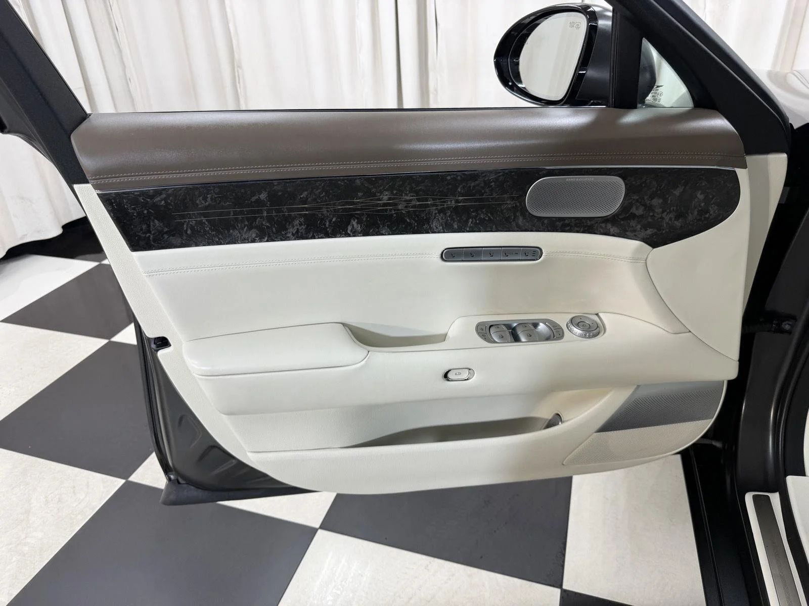 Used 2023 Gray Genesis 3.5T e-SC image 48