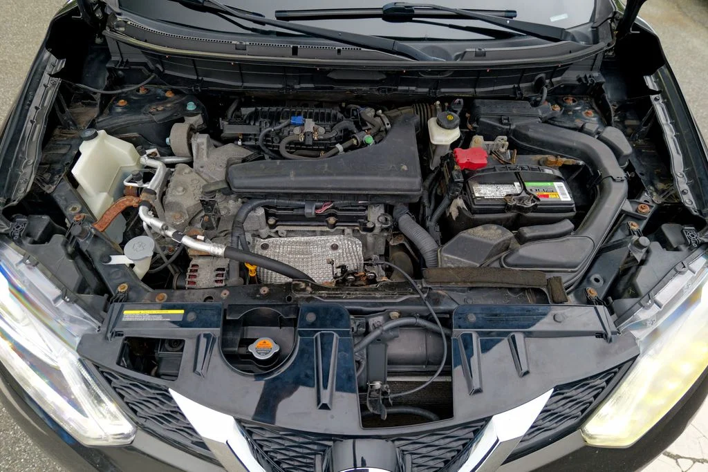 Used 2015 Midnight Jade Nissan SL image 54