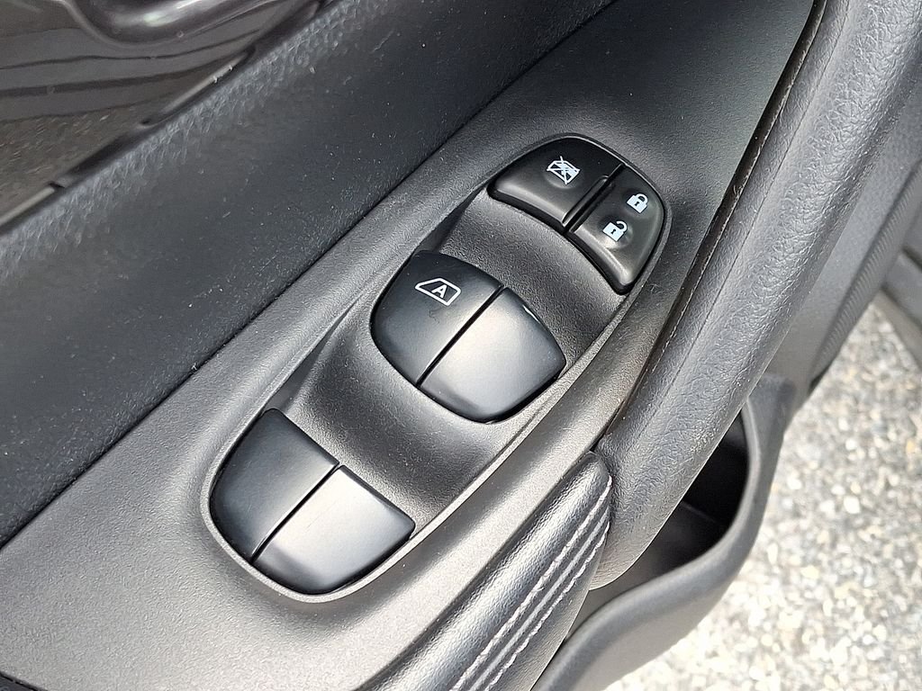 Used 2020 Gray Nissan SV image 14