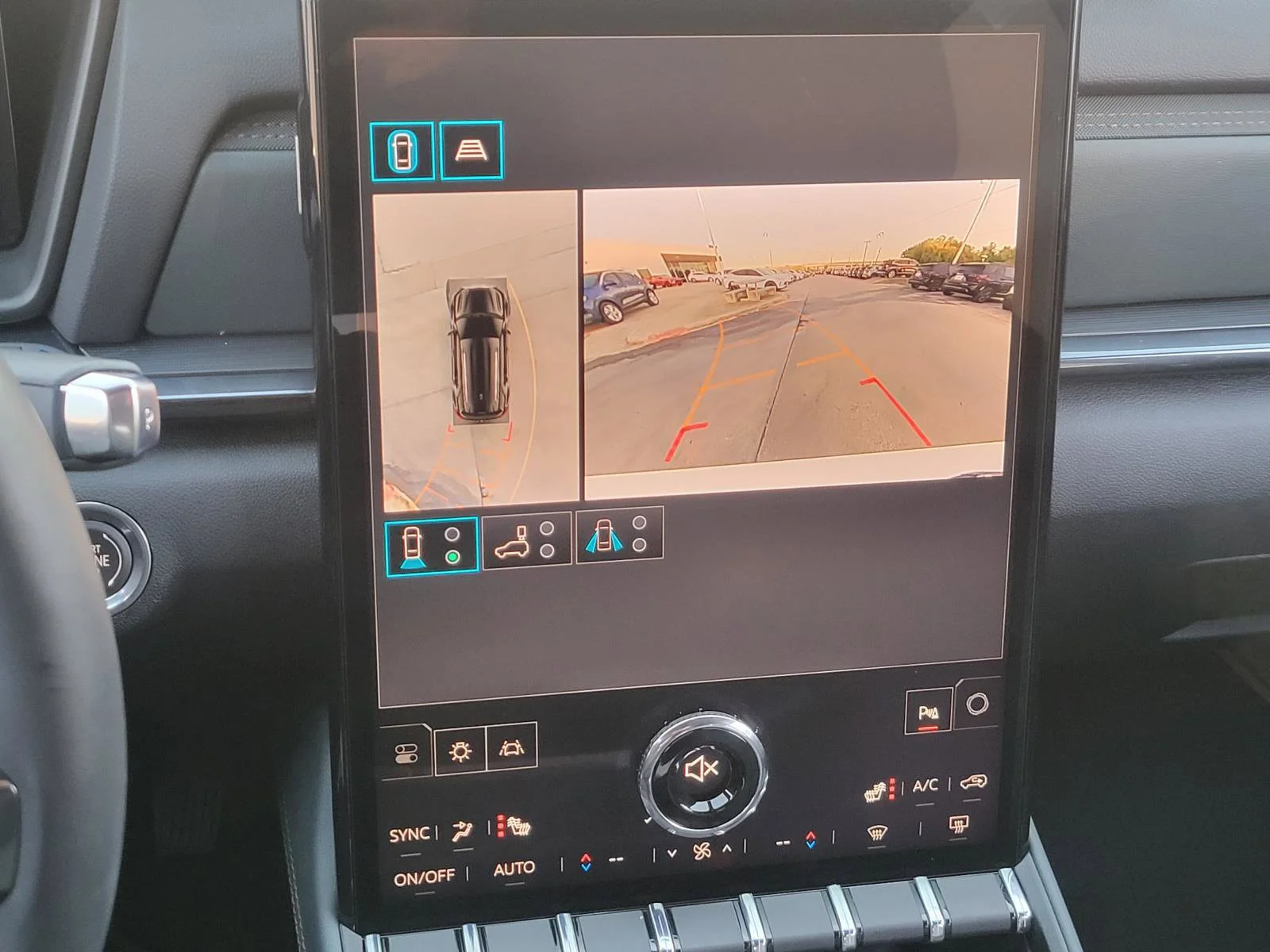 2026 GMC Terrain AT4 - Photo 9